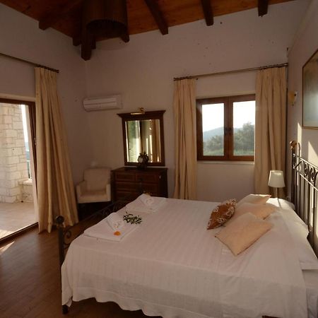 Villa Melanthi Kassiopi Corfu Kültér fotó
