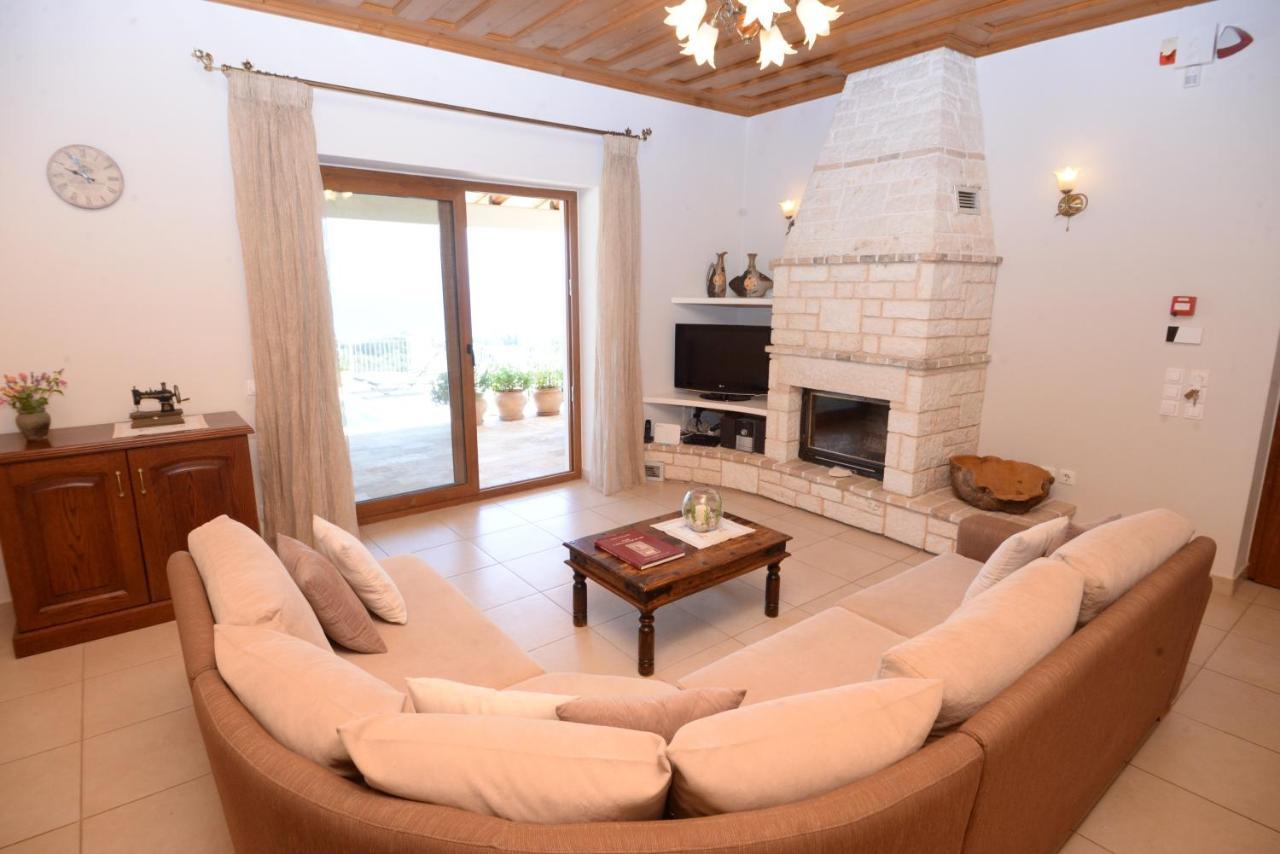 Villa Melanthi Kassiopi Corfu Kültér fotó
