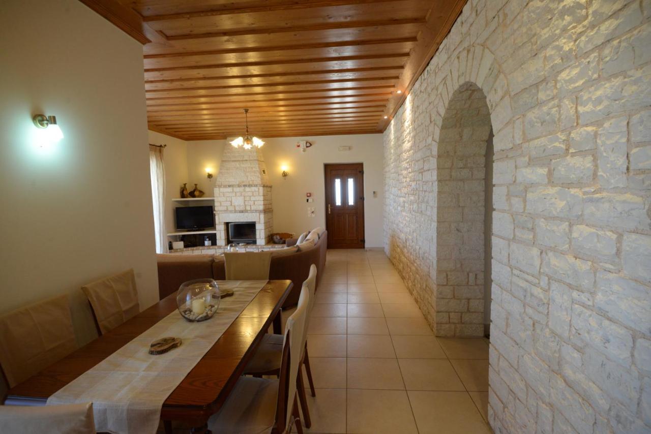 Villa Melanthi Kassiopi Corfu Kültér fotó