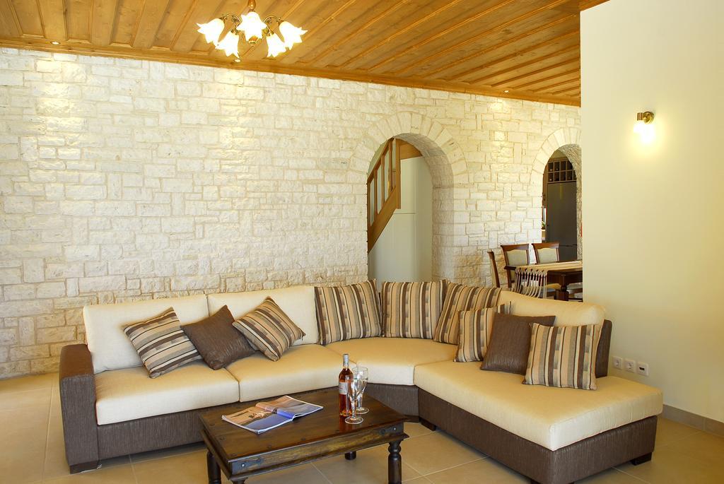 Villa Melanthi Kassiopi Corfu Kültér fotó
